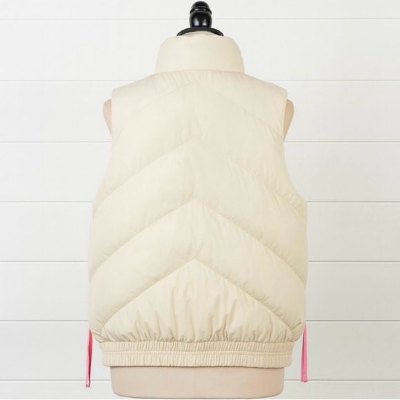 Marine Layer Colorblock Chevron Vest
-Reversible.
Excellent condition.
Women XL - Picture 4 of 7